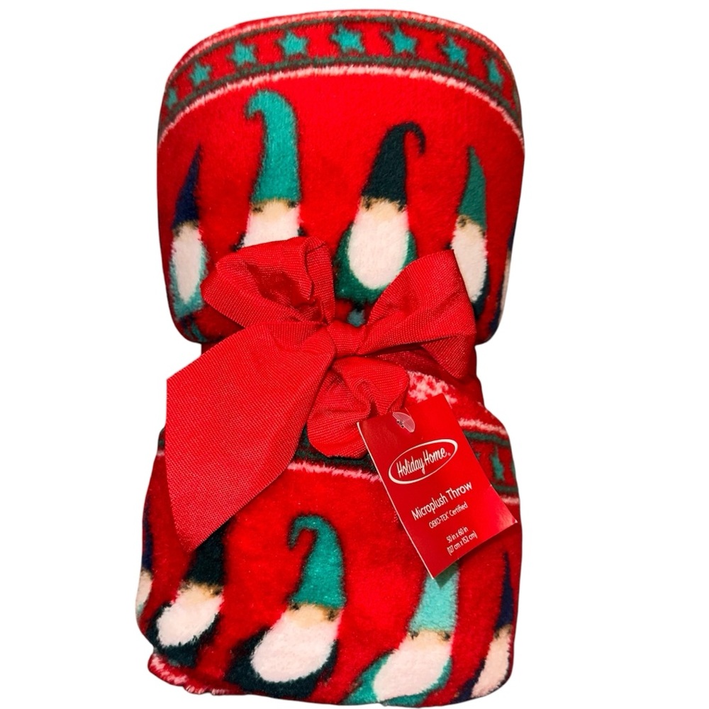 Holiday Home Gnome Theme Christmas Microplush Throw 50” x 60” NWT
